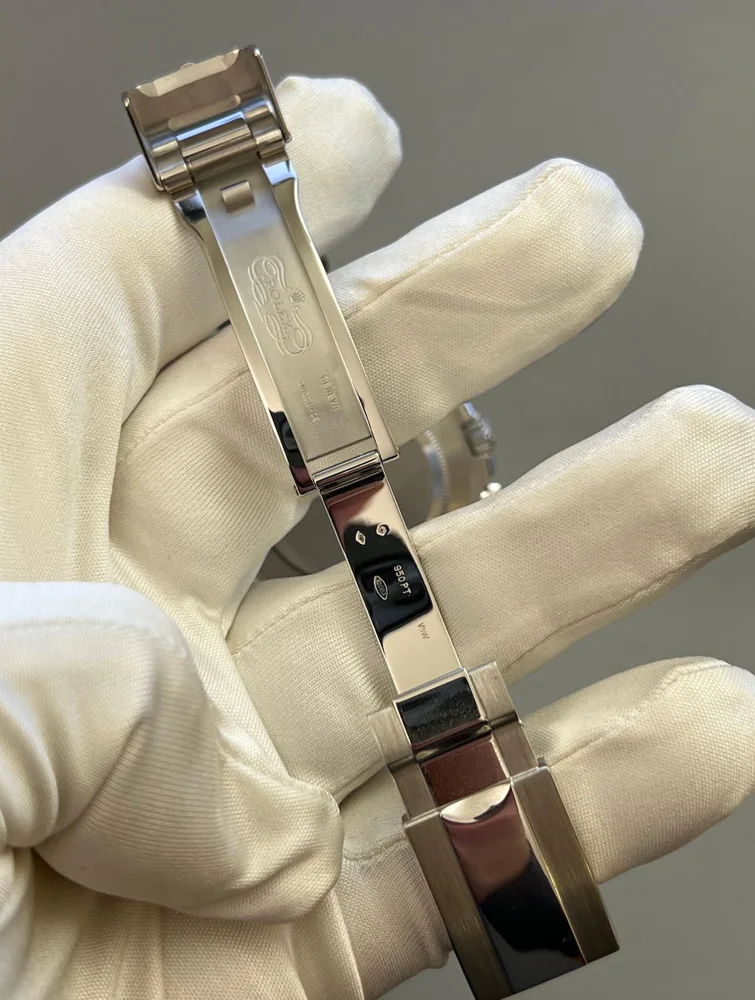 Rolex Daytona Box and Papers 2018